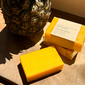 Pineapple Niacinamide Bar